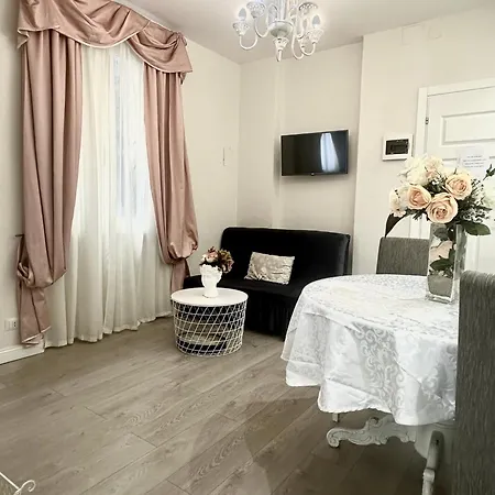 Apartment Borgo Pio 66 *